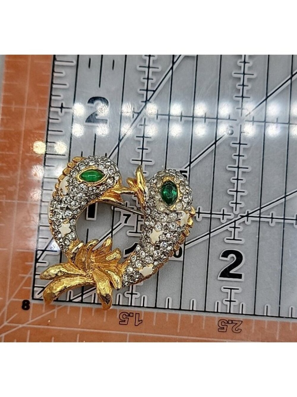 KJL Zodiac Pisces Brooch Rhinestone Double Fish Rare Vintage Kenneth Jay Lane - Picture 6 of 12